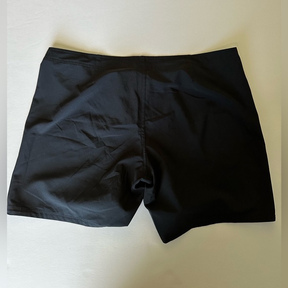 Roxy Board Shorts Black Size XL Swim Beach Surf Boardshort Cover-Up - Picture 6 of 6